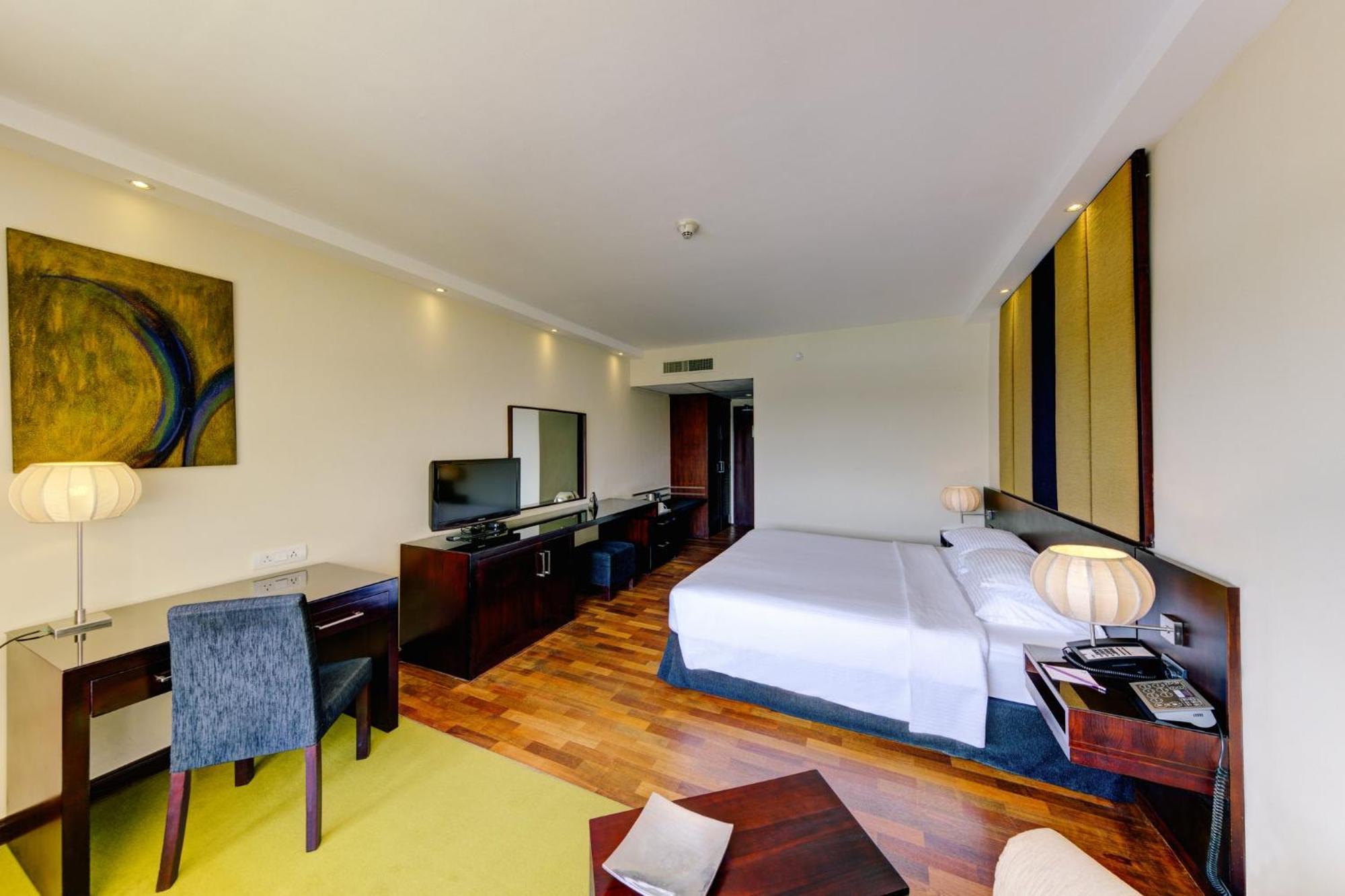 Cinnamon Lakeside Colombo Exterior foto Deluxe Room